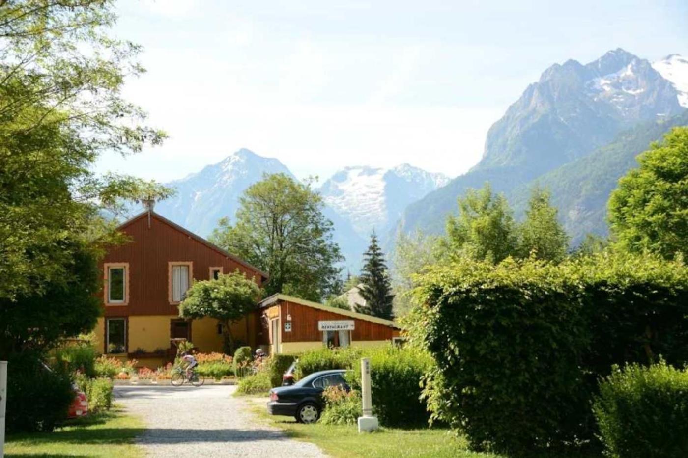 Camping 5 Etoiles - Piscine - Eeceff Le Bourg-dʼOisans 외부 사진